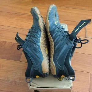 Vibram | Shoes | Vibram V Train Golds Gym Edition Mens Size  display picture 1